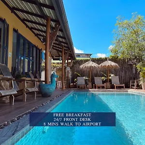 https://the-luna.khao-lakhotels.com